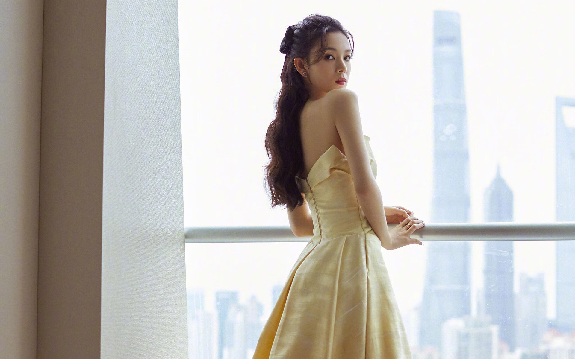 Leyu Sport登录入口-拜仁控球压制战术击溃对手防线，拜仁防守